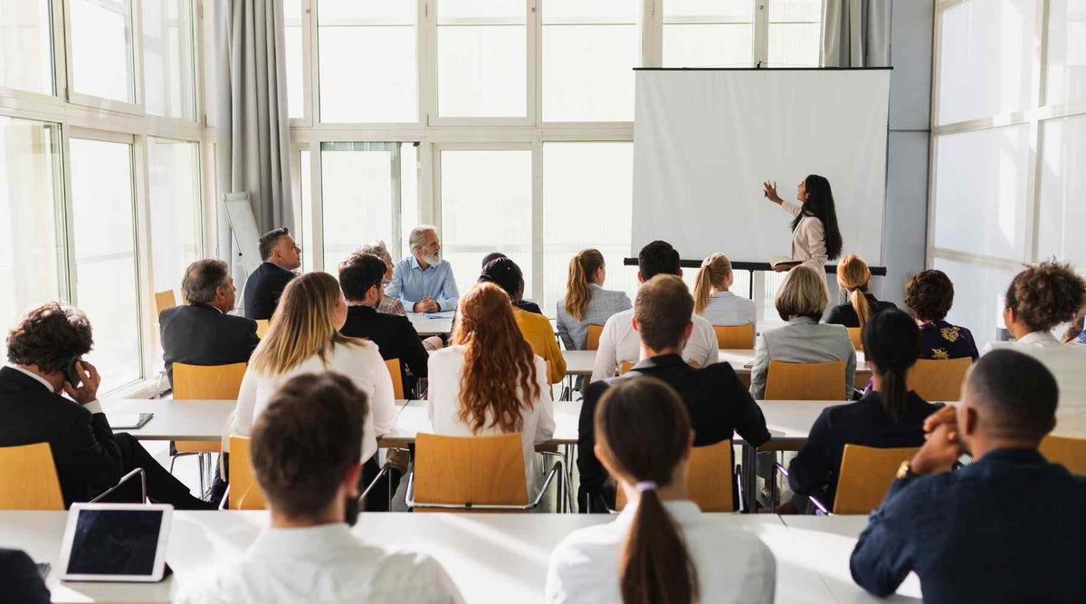 How to Use a Presentation Remote – Red Star Tec