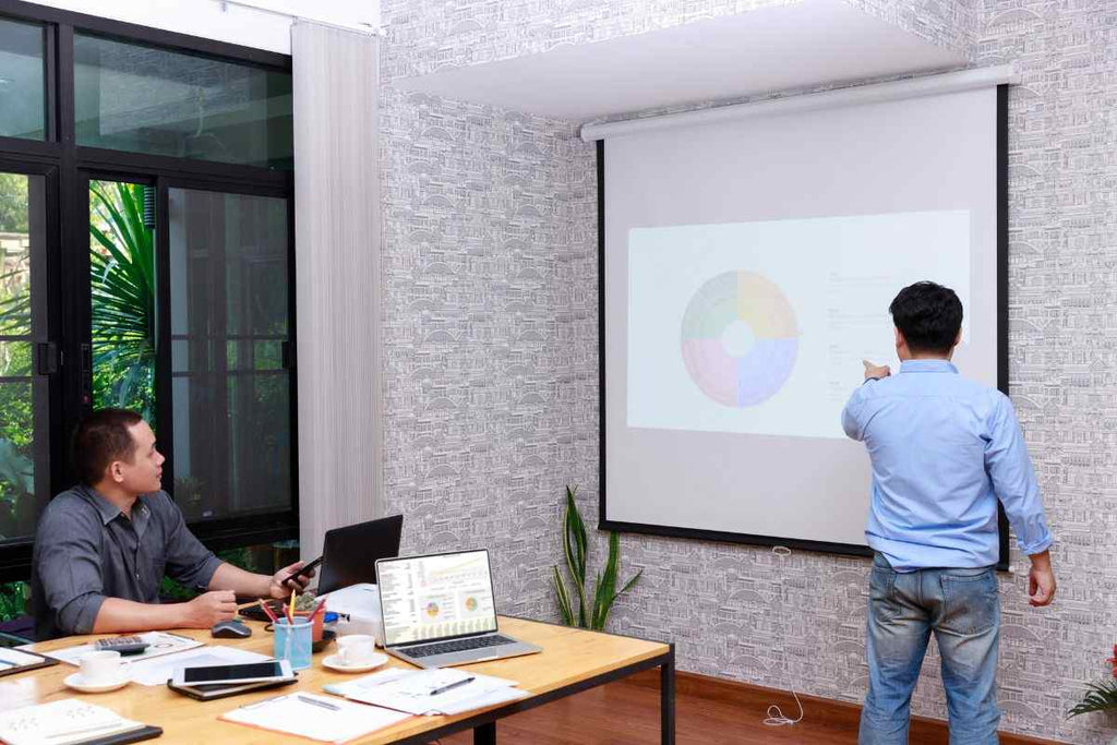 How Does a Presentation Remote Control Slides?